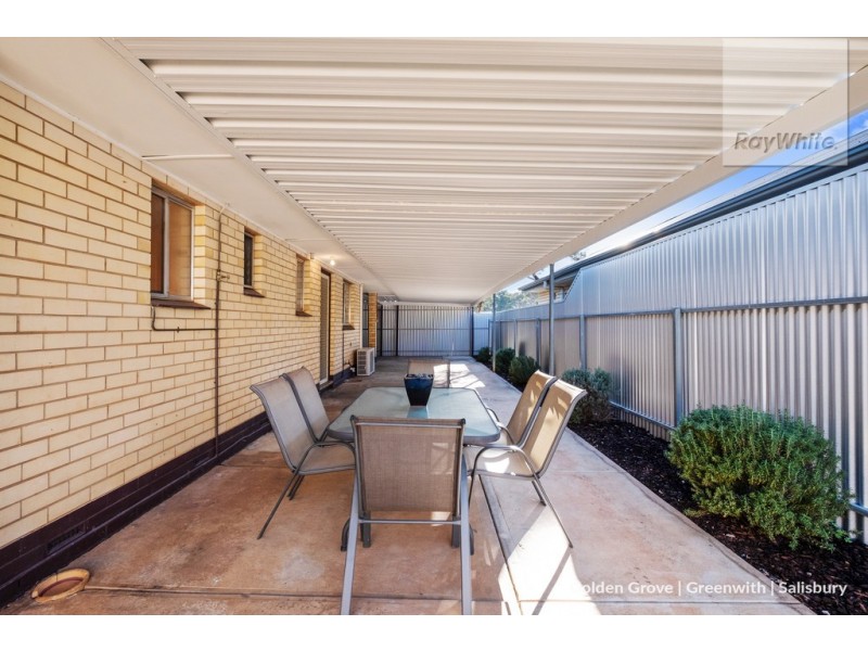 27 Universal Road, Salisbury Downs SA 5108