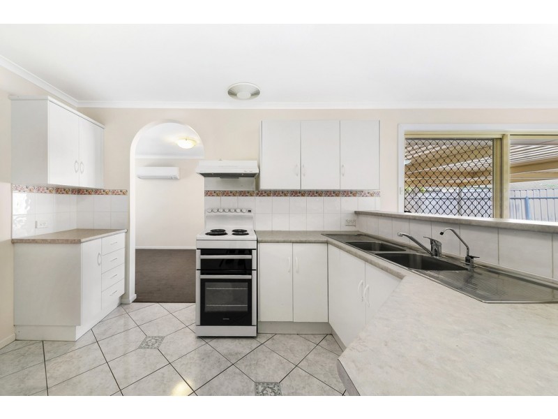 2 Sterling Court, Smithfield Plains SA 5114