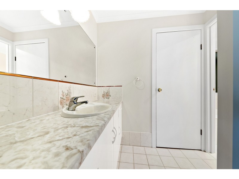 2 Sterling Court, Smithfield Plains SA 5114