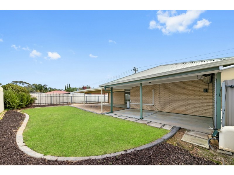 2 Sterling Court, Smithfield Plains SA 5114