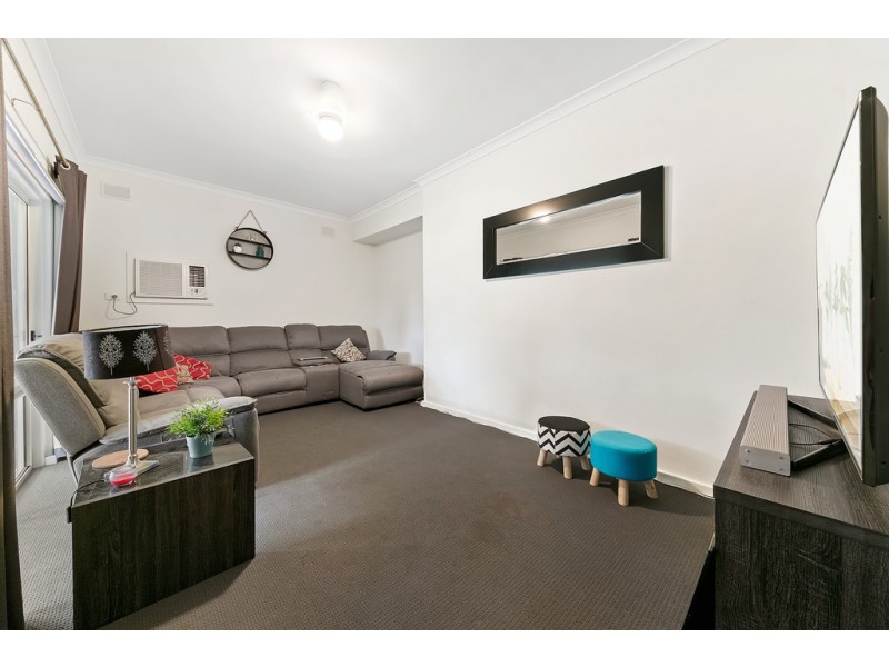 2 Quarley Street, Elizabeth Vale SA 5112