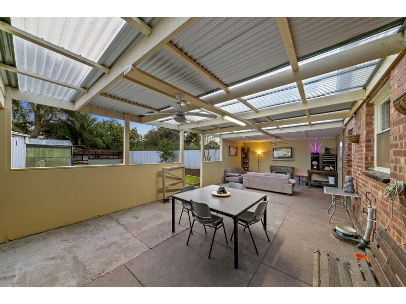 2 Quarley Street, Elizabeth Vale SA 5112