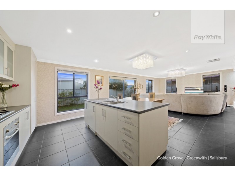 30 Strathaird Boulevard, Smithfield SA 5114