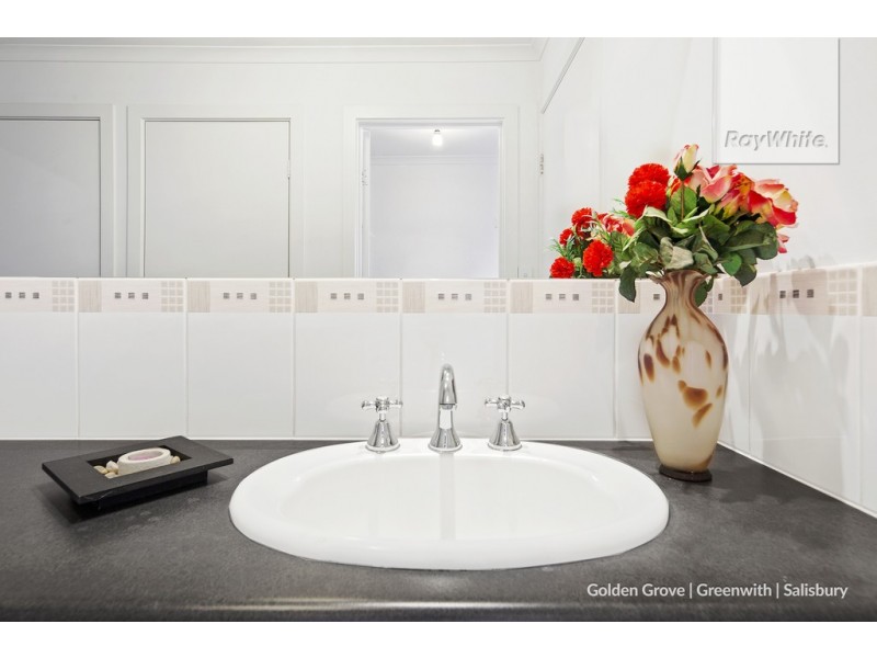 30 Strathaird Boulevard, Smithfield SA 5114