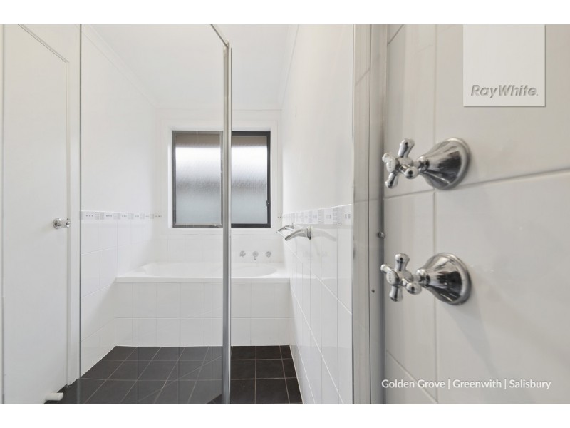 30 Strathaird Boulevard, Smithfield SA 5114