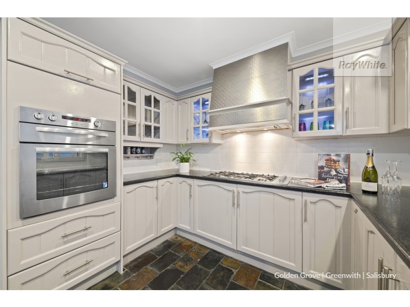 5 Hookes Court, Paralowie SA 5108