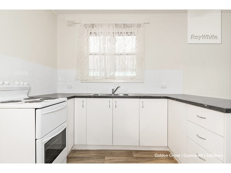 30 Saint Leonard Crescent, Elizabeth Downs SA 5113