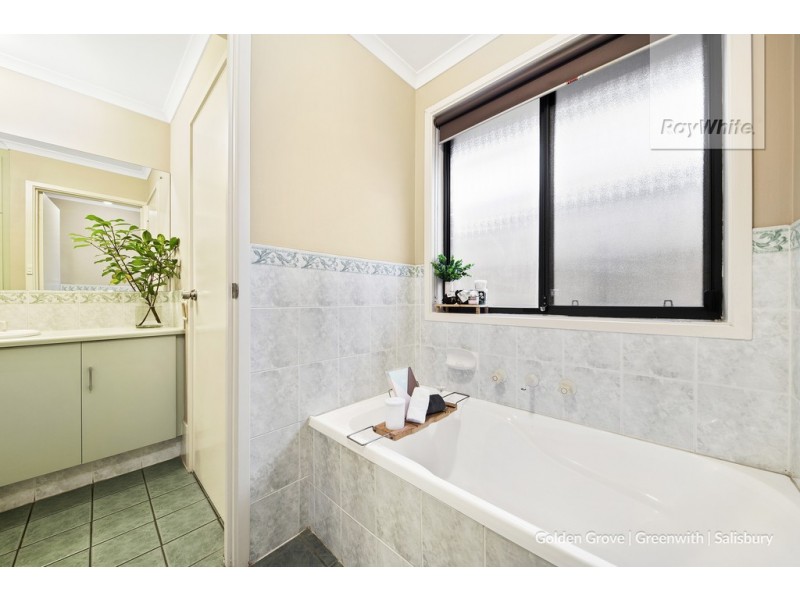 10 Woodland Way, Paralowie SA 5108