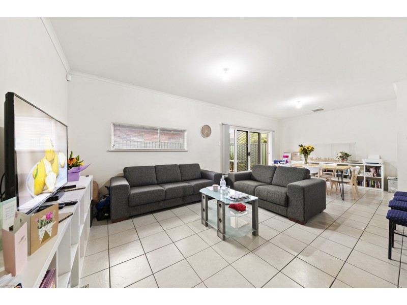 4 Cathedral Circuit, Mawson Lakes SA 5095