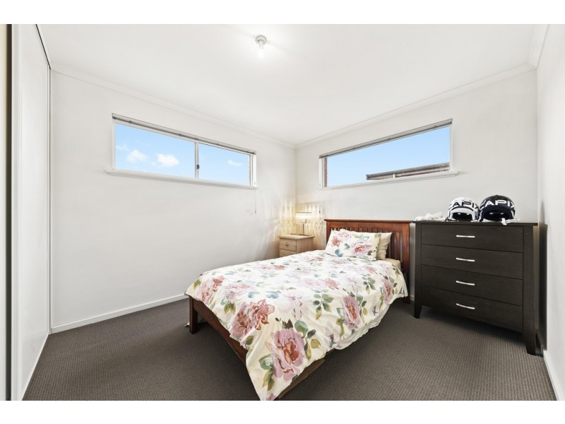 4 Cathedral Circuit, Mawson Lakes SA 5095