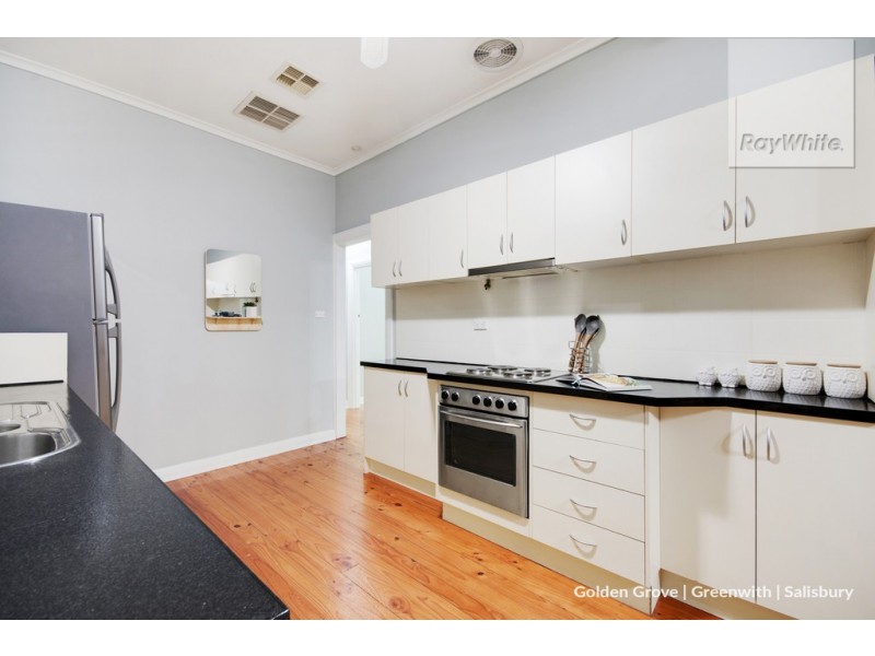 14 Angle Vale Road, Evanston Gardens SA 5116