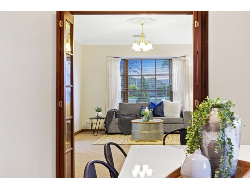 12 Langer Court, Fairview Park SA 5126