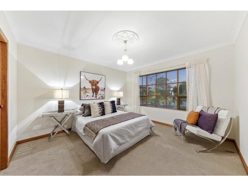 12 Langer Court, Fairview Park SA 5126