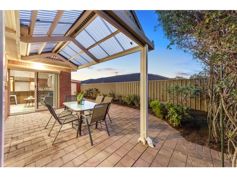 12 Langer Court, Fairview Park SA 5126