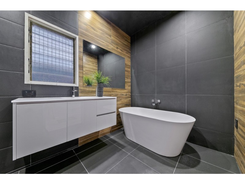 132 Commercial Road, Salisbury SA 5108