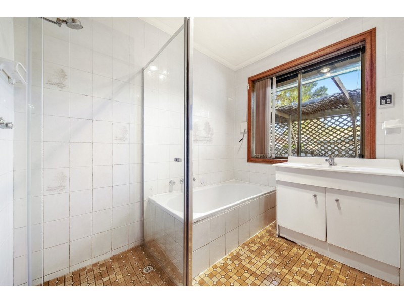 2 Sherwood Crescent, Paralowie SA 5108