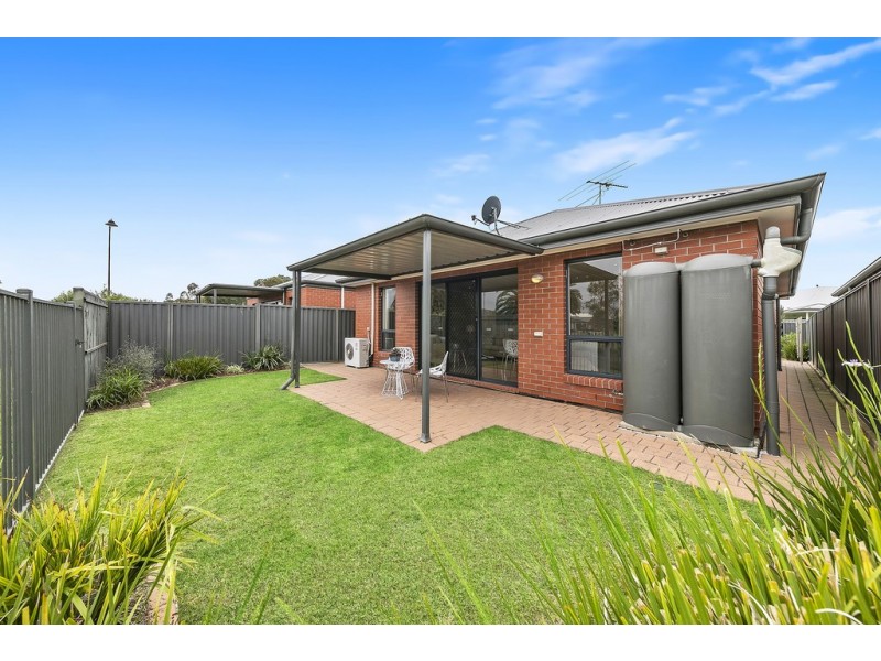 Unit 2, 105 Springbank Boulevard, Burton SA 5110
