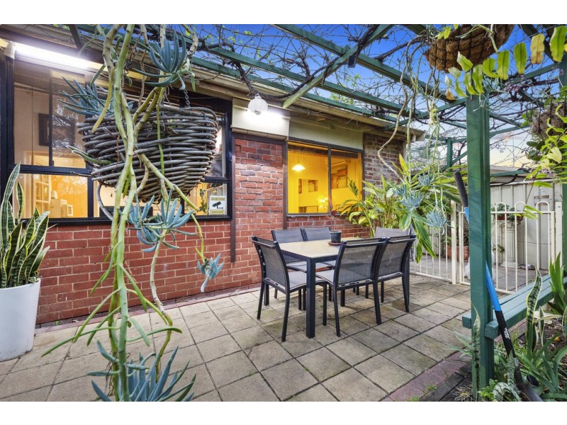 303 Salisbury Highway, Salisbury Downs SA 5108
