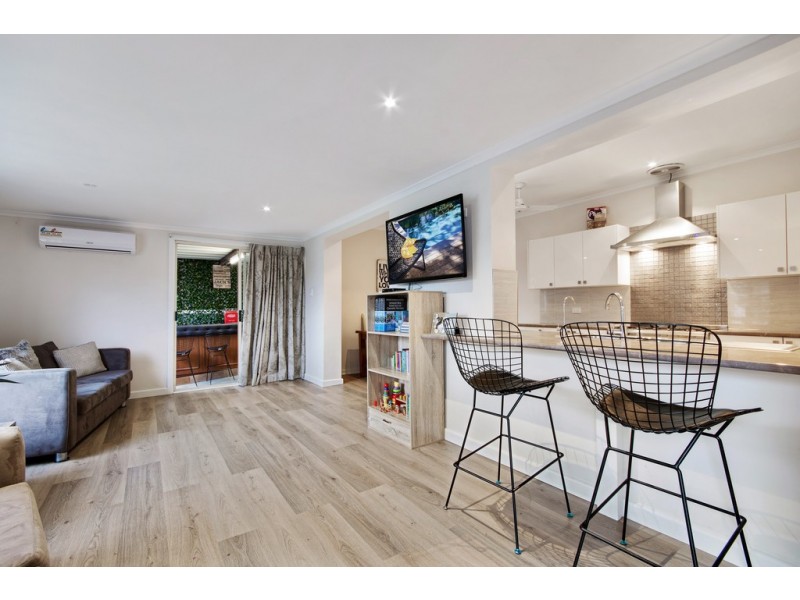 9 Ivan Street, Para Hills SA 5096