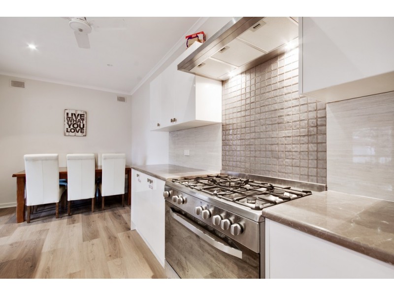 9 Ivan Street, Para Hills SA 5096