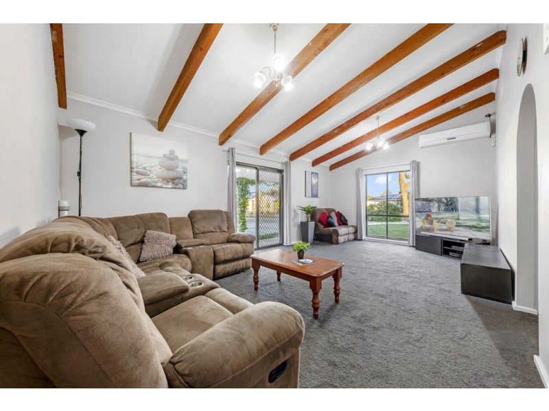 45 Barton Crescent, Burton SA 5110