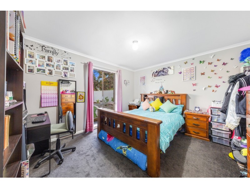 45 Barton Crescent, Burton SA 5110