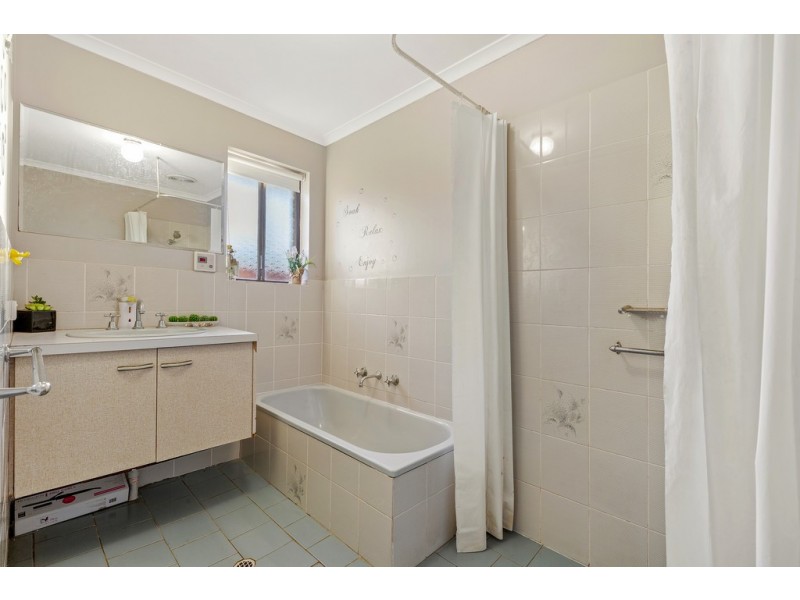 45 Barton Crescent, Burton SA 5110