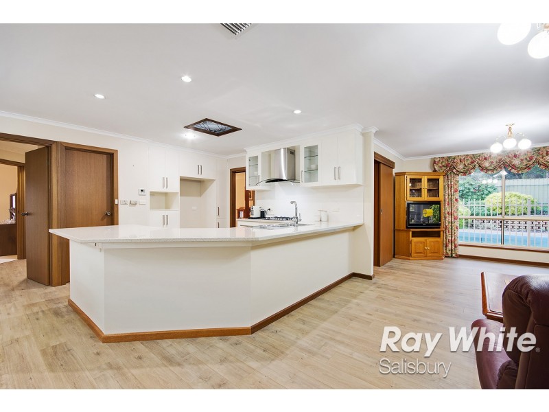 7 Cobblestone Close, Gulfview Heights SA 5096