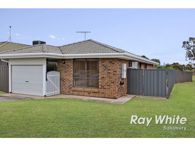 17 Balmoral Circuit, Blakeview SA 5114