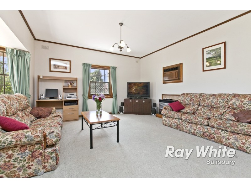 6 Banwell Street, Elizabeth Vale SA 5112