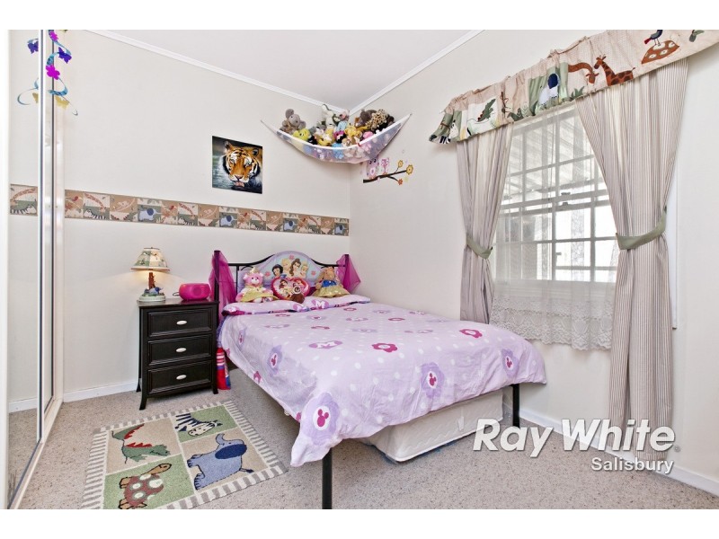 6 Banwell Street, Elizabeth Vale SA 5112