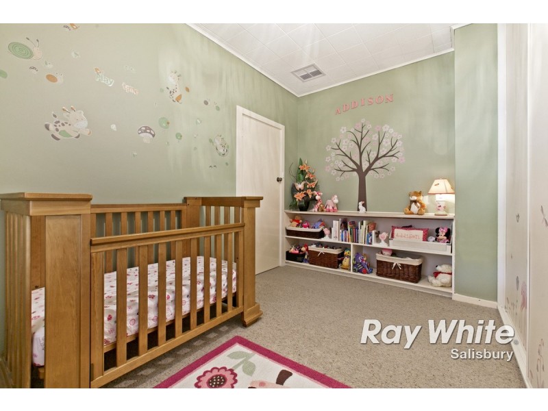 6 Banwell Street, Elizabeth Vale SA 5112