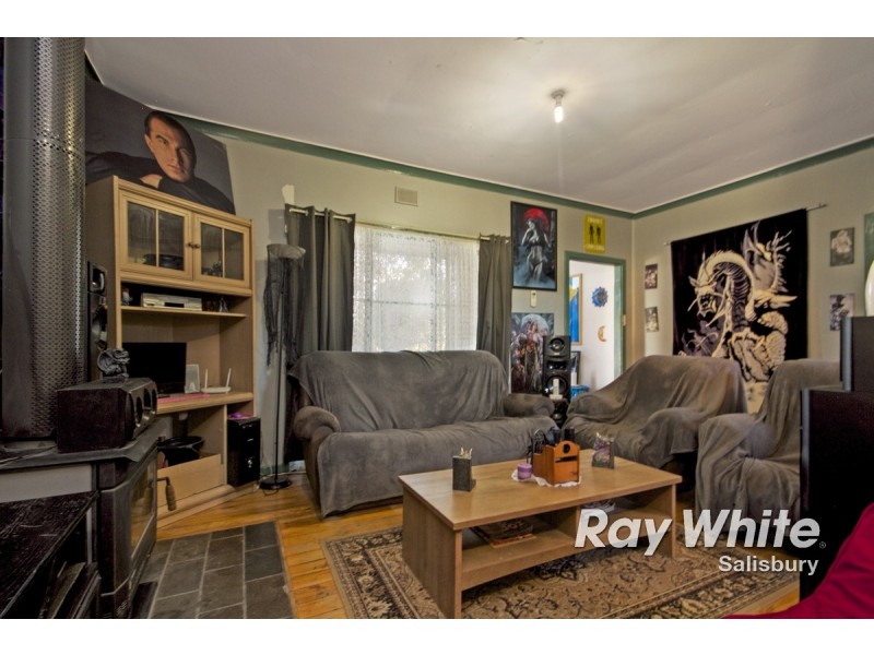 7 Kentish Road, Elizabeth Downs SA 5113