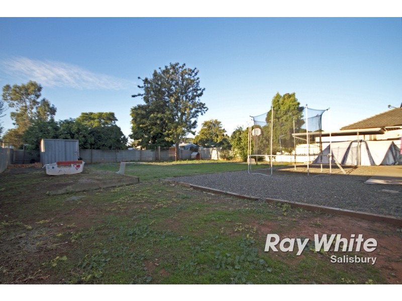 7 Kentish Road, Elizabeth Downs SA 5113