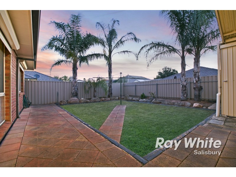 4 Silkie Court, Parafield Gardens SA 5107