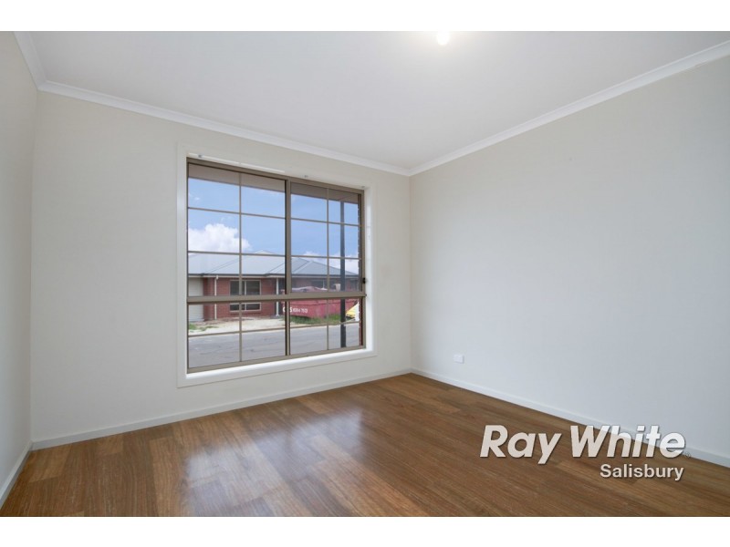 8 Grove Avenue, Elizabeth Park SA 5113