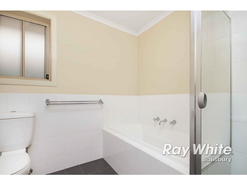 8 Grove Avenue, Elizabeth Park SA 5113