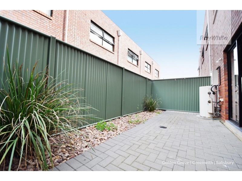 41 The Strand, Mawson Lakes SA 5095