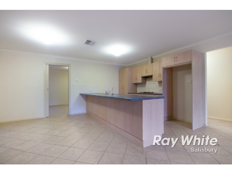 2 Danzig Avenue, Paralowie SA 5108