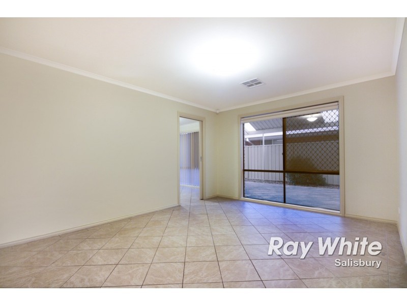 2 Danzig Avenue, Paralowie SA 5108