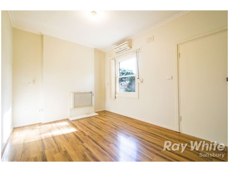 36 Burcombe Street, Elizabeth Vale SA 5112