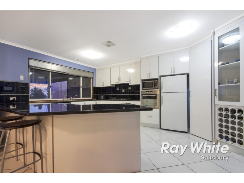 14 Numurkah Court, Salisbury Heights SA 5109