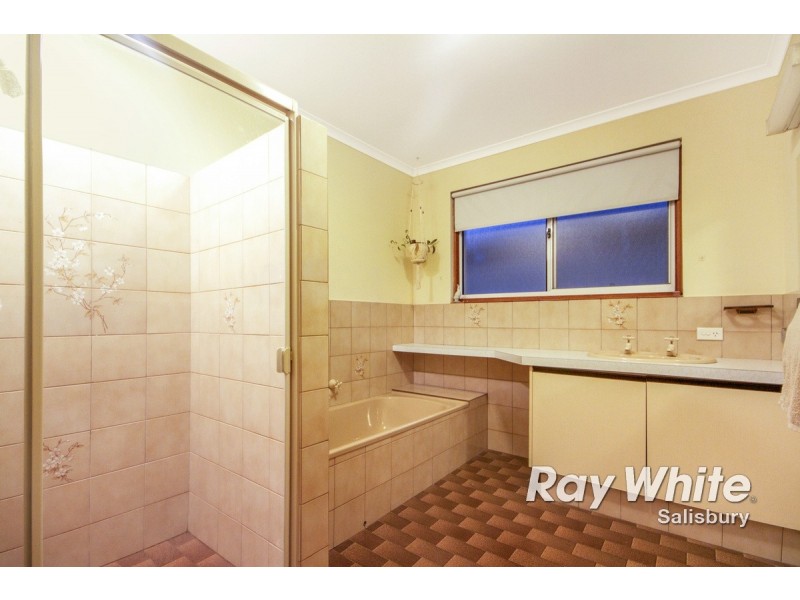 14 Numurkah Court, Salisbury Heights SA 5109