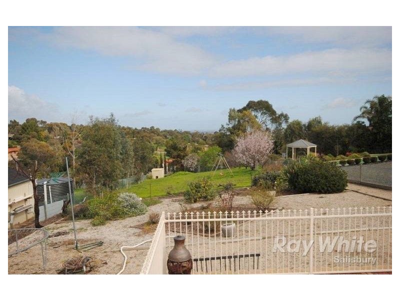 14 Numurkah Court, Salisbury Heights SA 5109