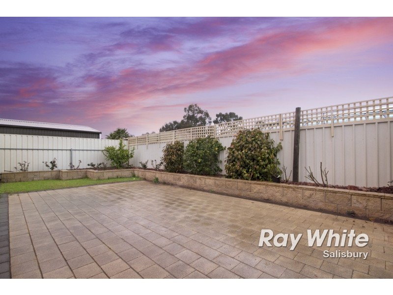 15 Lukin Avenue, Paralowie SA 5108