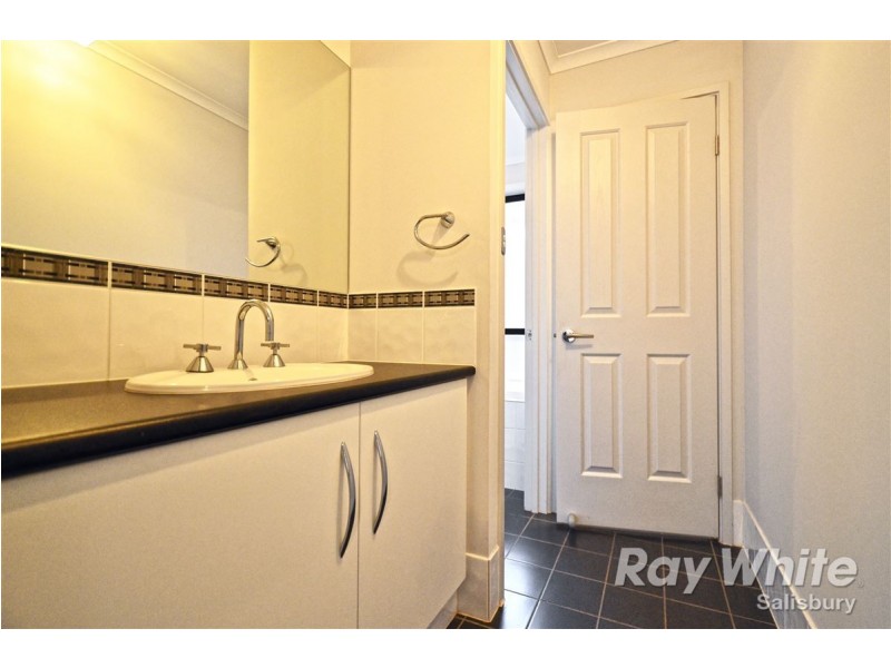 13B Lyndon Road, Paralowie SA 5108