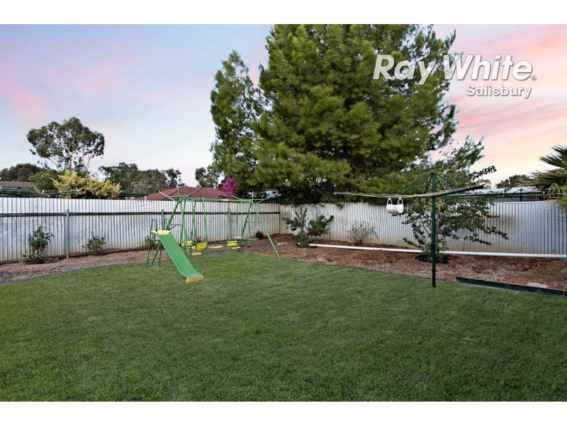 10 Bond Avenue, Burton SA 5110