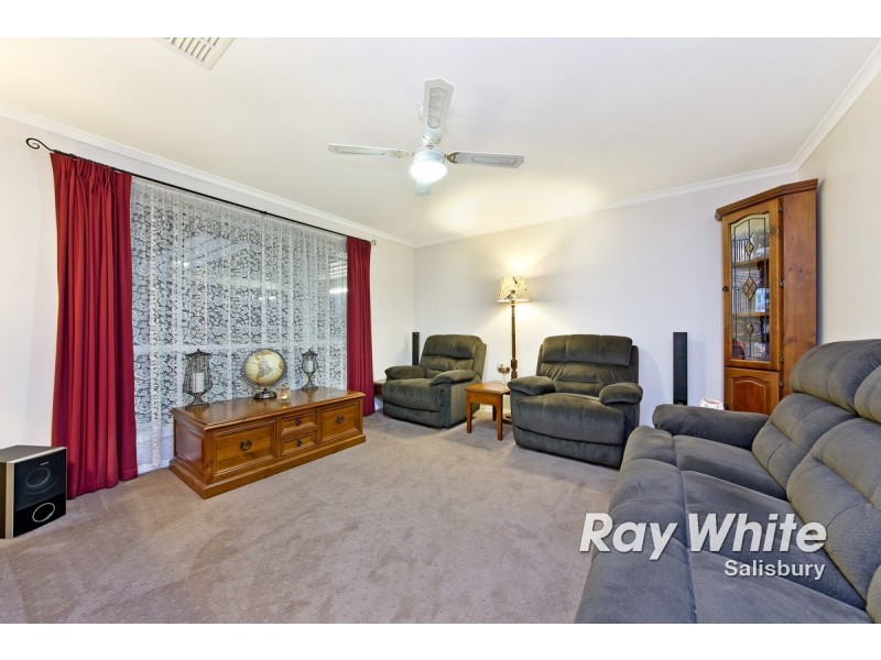 6 Sharrad Court, Andrews Farm SA 5114