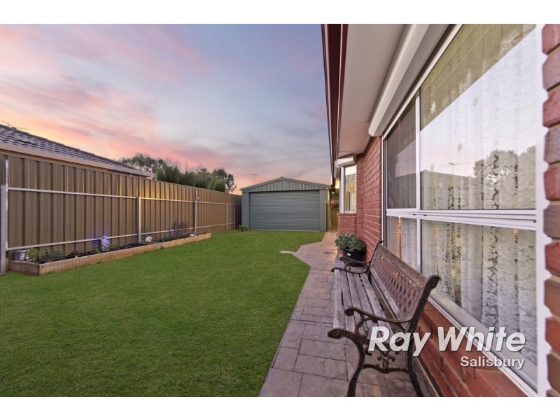 6 Sharrad Court, Andrews Farm SA 5114