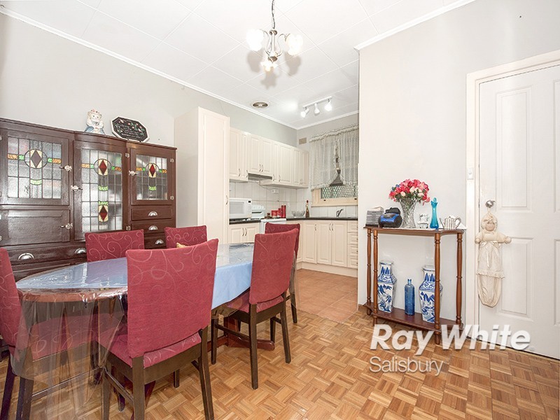 32 Worthington Road, Elizabeth East SA 5112